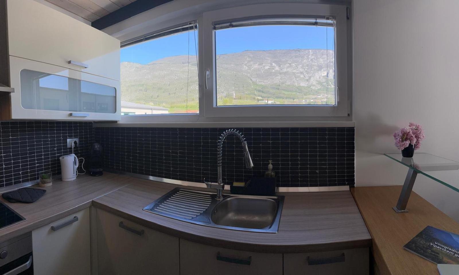 Apartment Stucin Випава Экстерьер фото